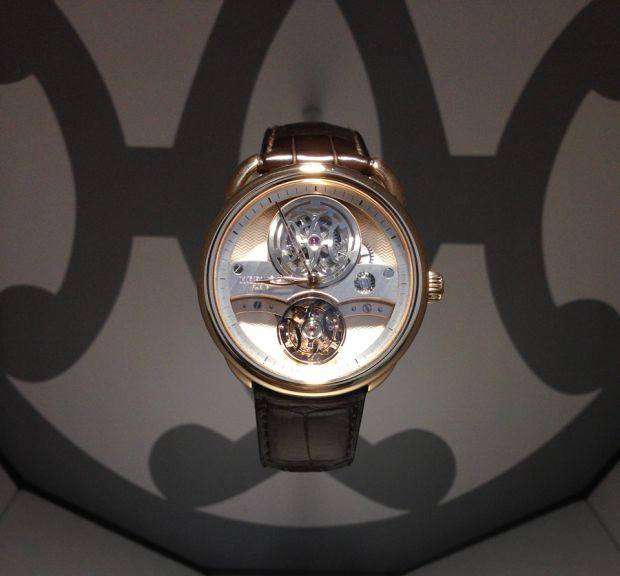 Arceau Lift : Le Tourbillon Volant selon Hermès